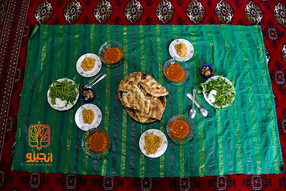 لذت شکم گردی در اقامتگاه سرخدار