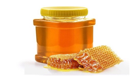 عسل شهدی طبیعی که توسط زنبورعسل تولید می شود